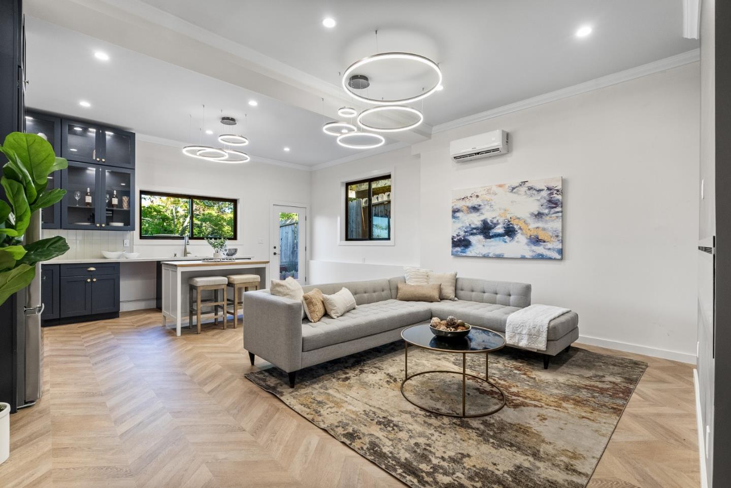 125 Garnet AVE