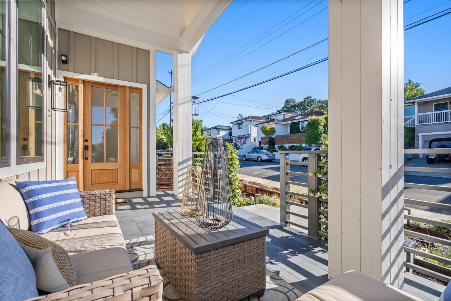 125 Garnet AVE