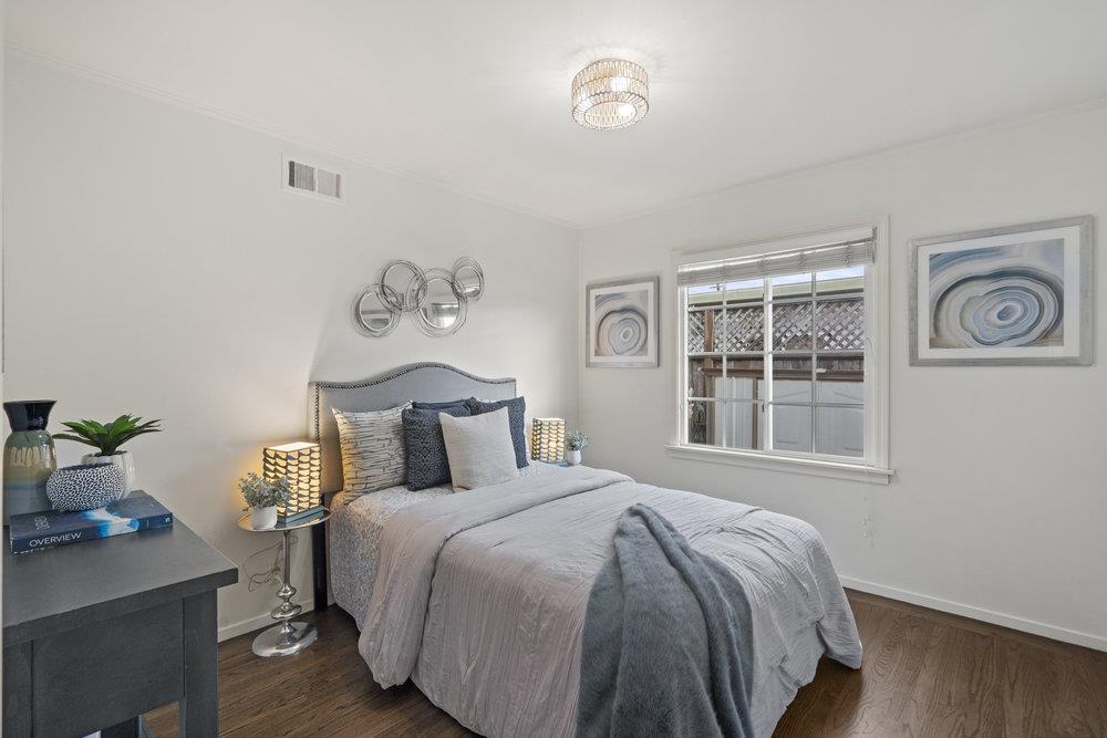 2 Emerald CT