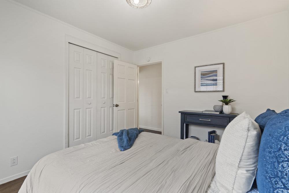 2 Emerald CT