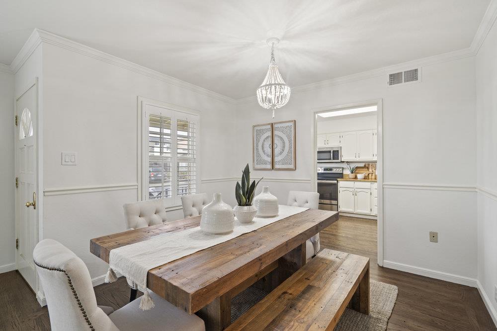 2 Emerald CT