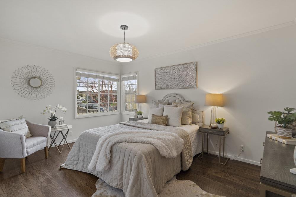 2 Emerald CT