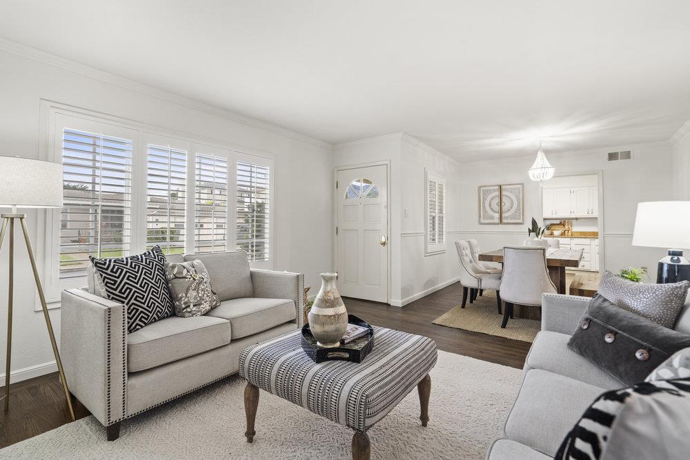 2 Emerald CT