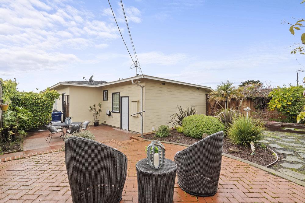 2 Emerald CT