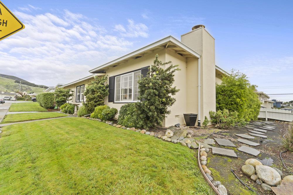 2 Emerald CT