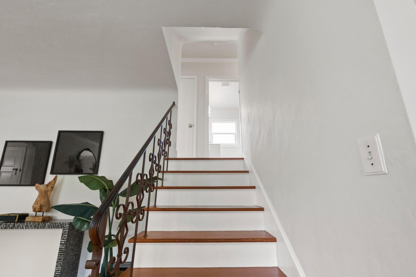 245 King ST
