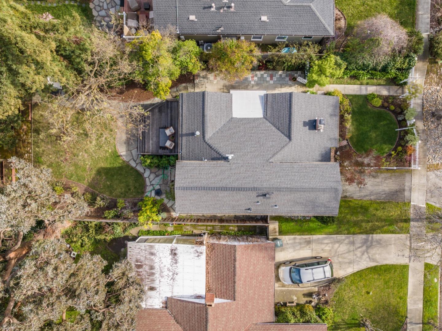 245 King ST