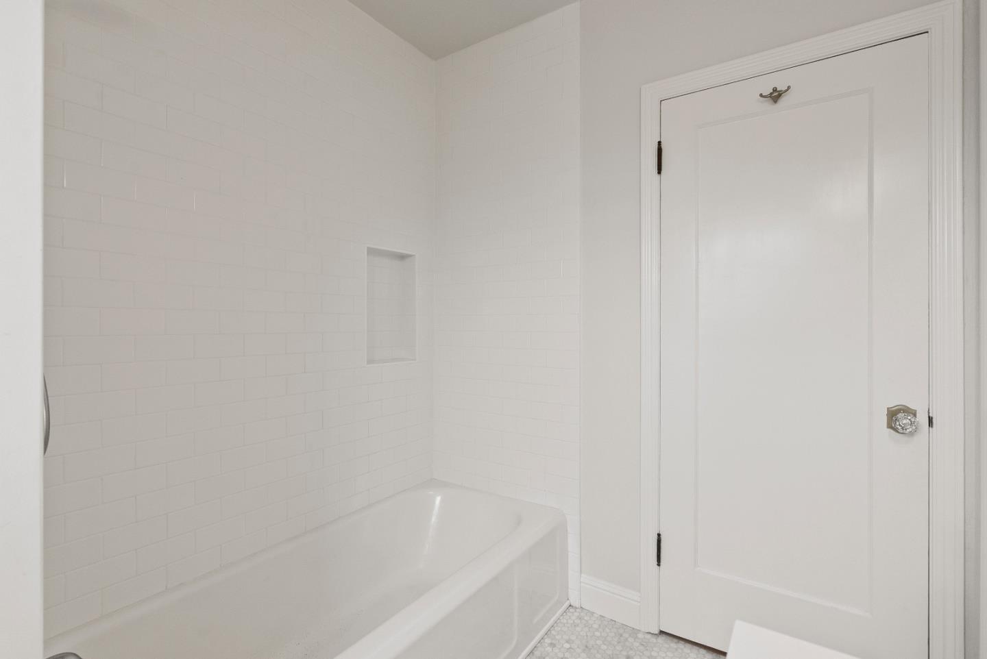 245 King ST