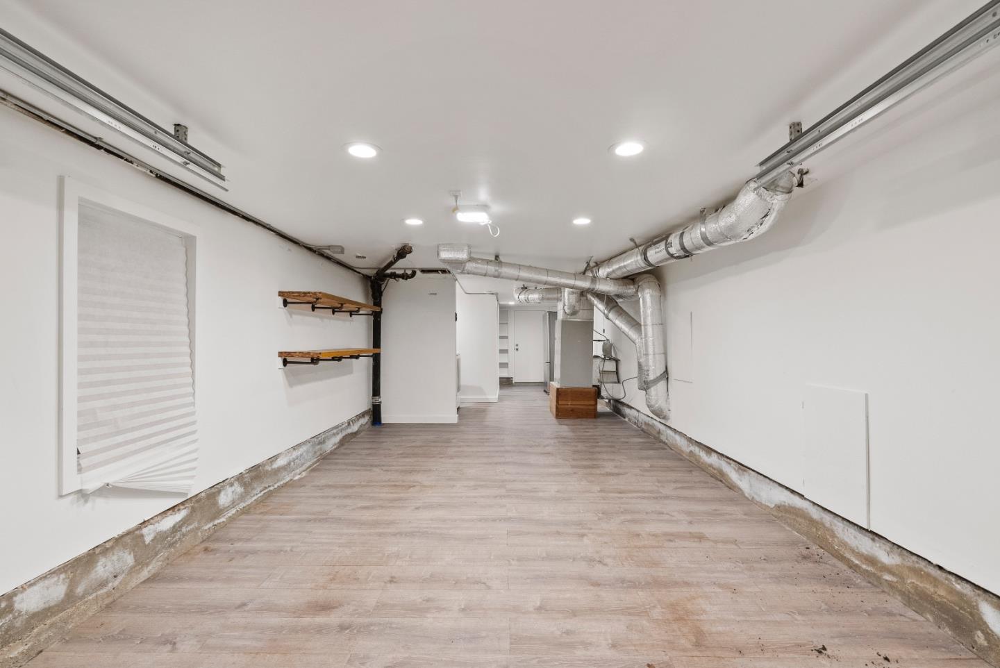 245 King ST