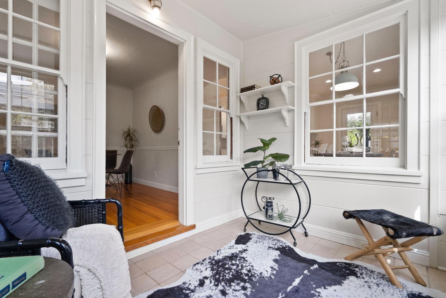 245 King ST