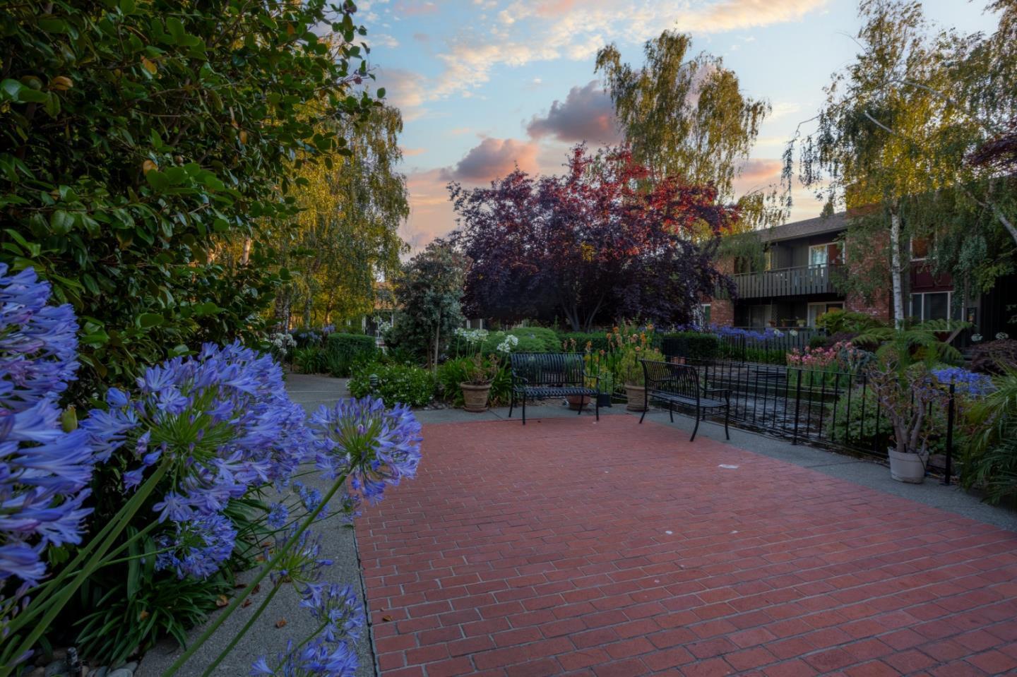 99 E Middlefield RD 24