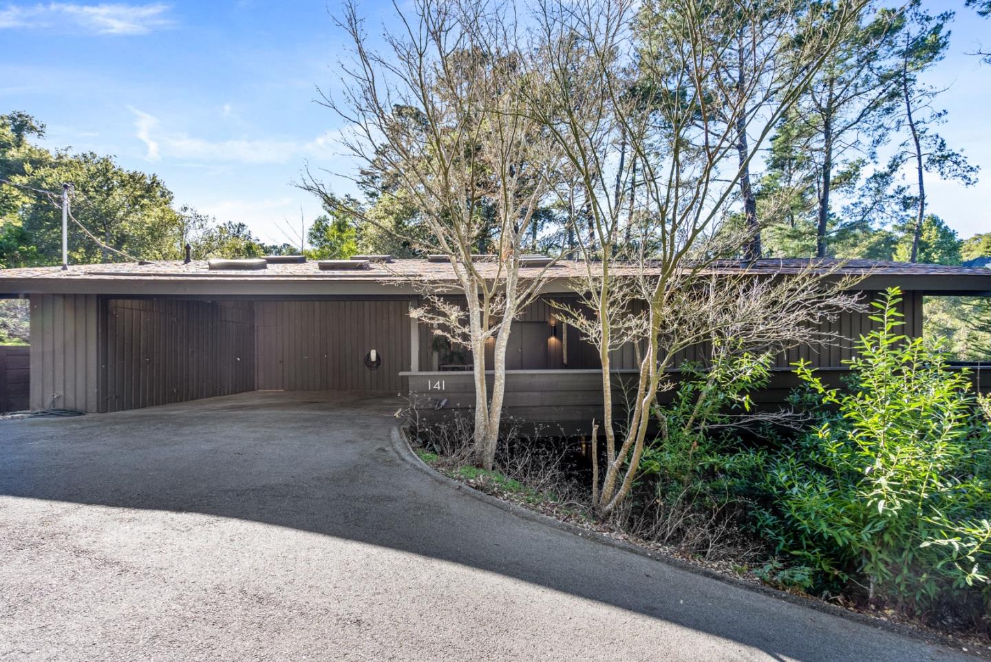 141 Glen Aulin LN