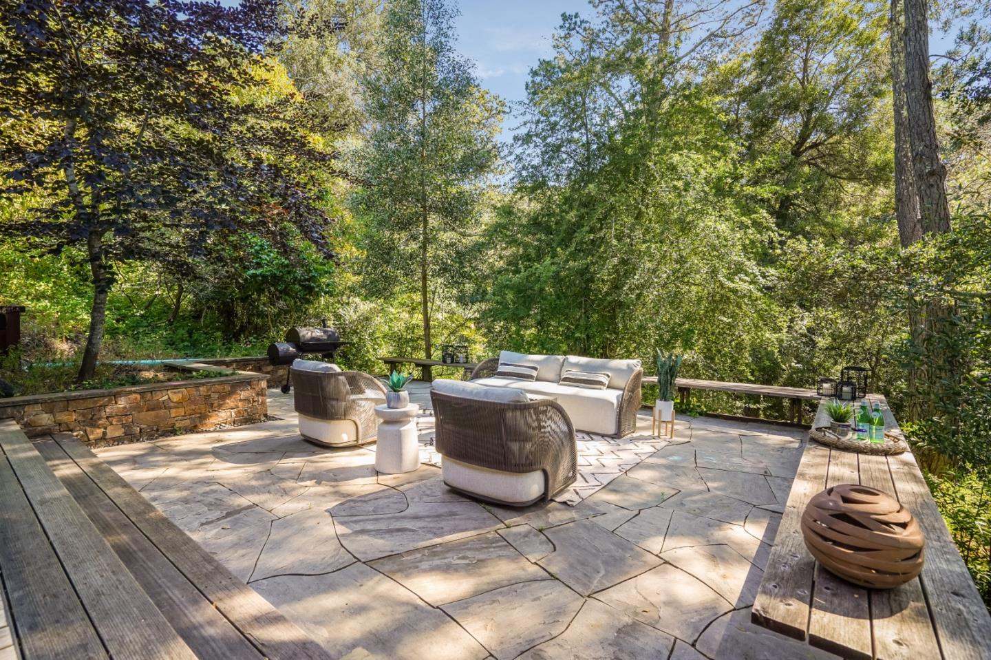 141 Glen Aulin LN