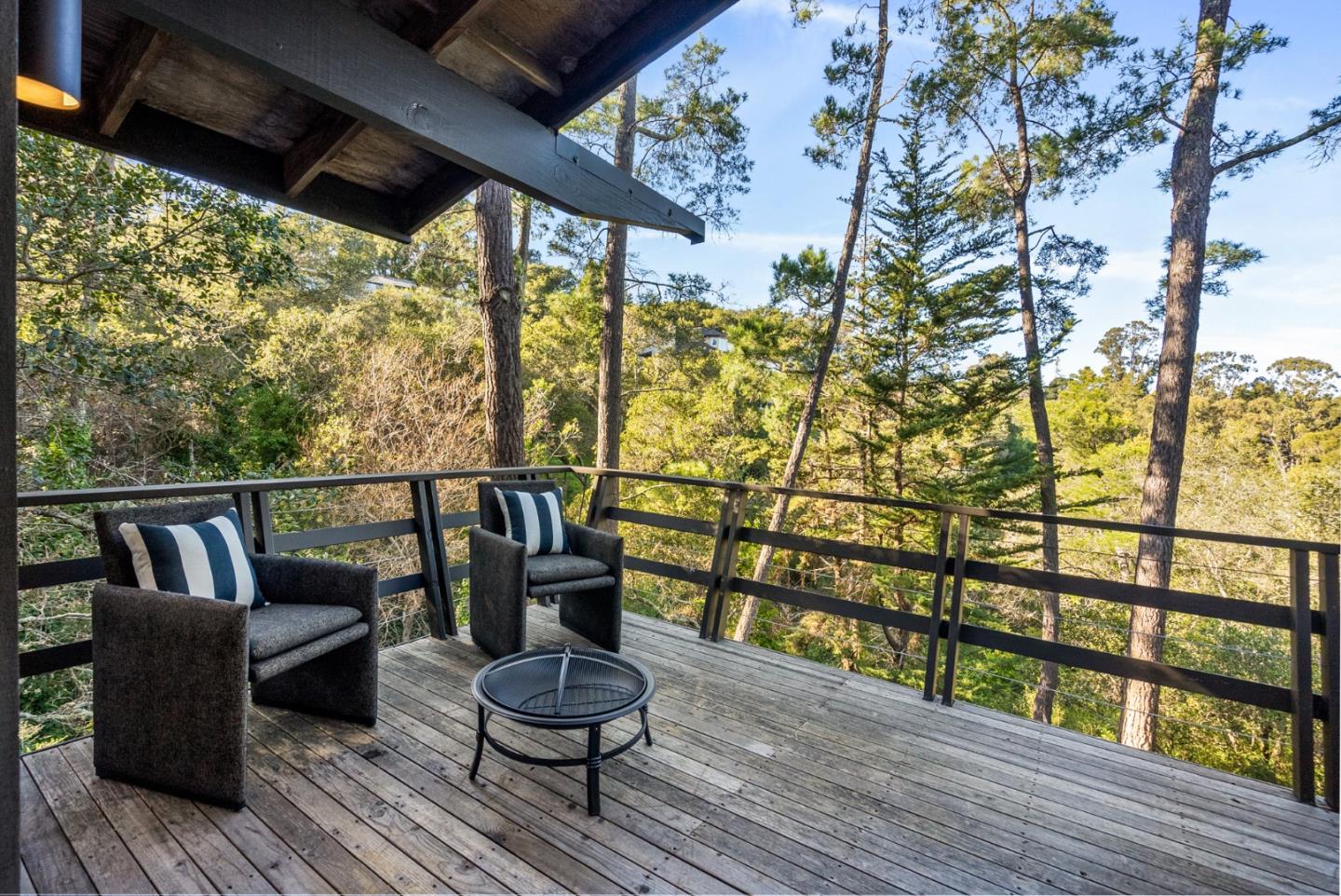 141 Glen Aulin LN