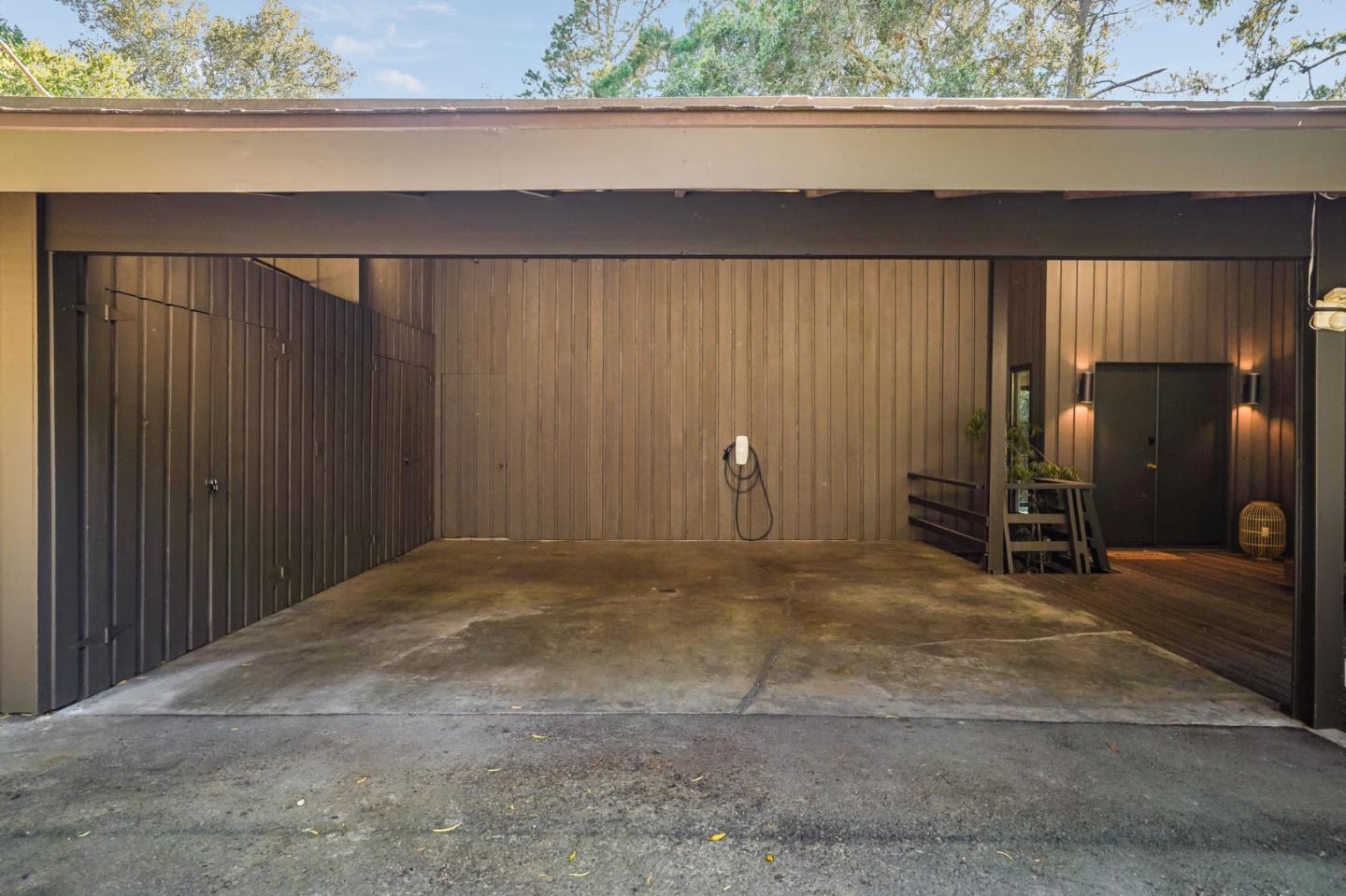 141 Glen Aulin LN