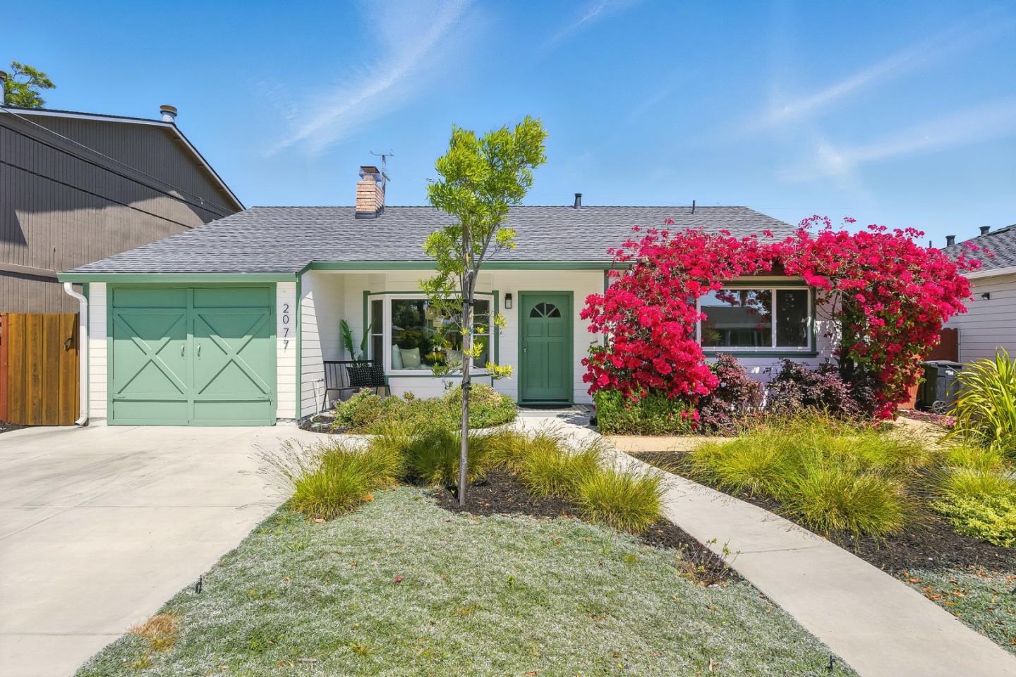 2077 Shoreview Avenue