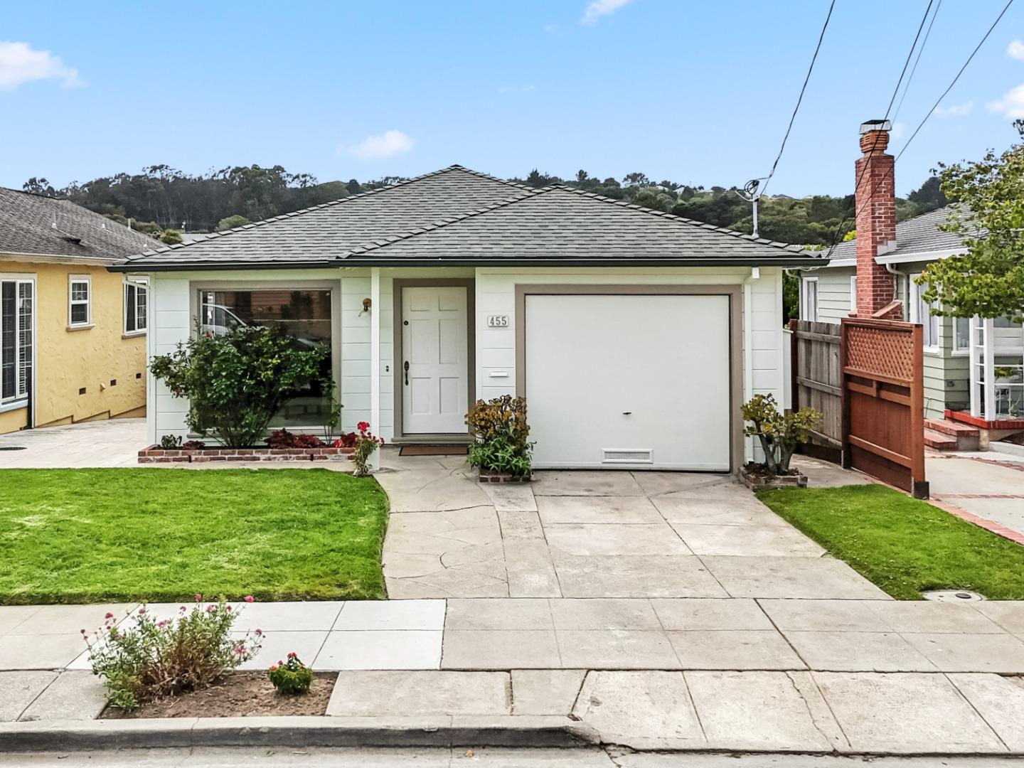 455 Cherry Avenue