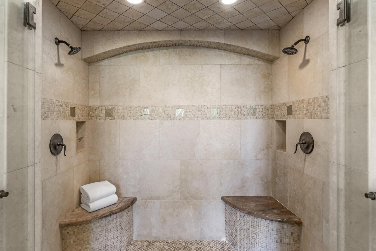 8 Reyna Place