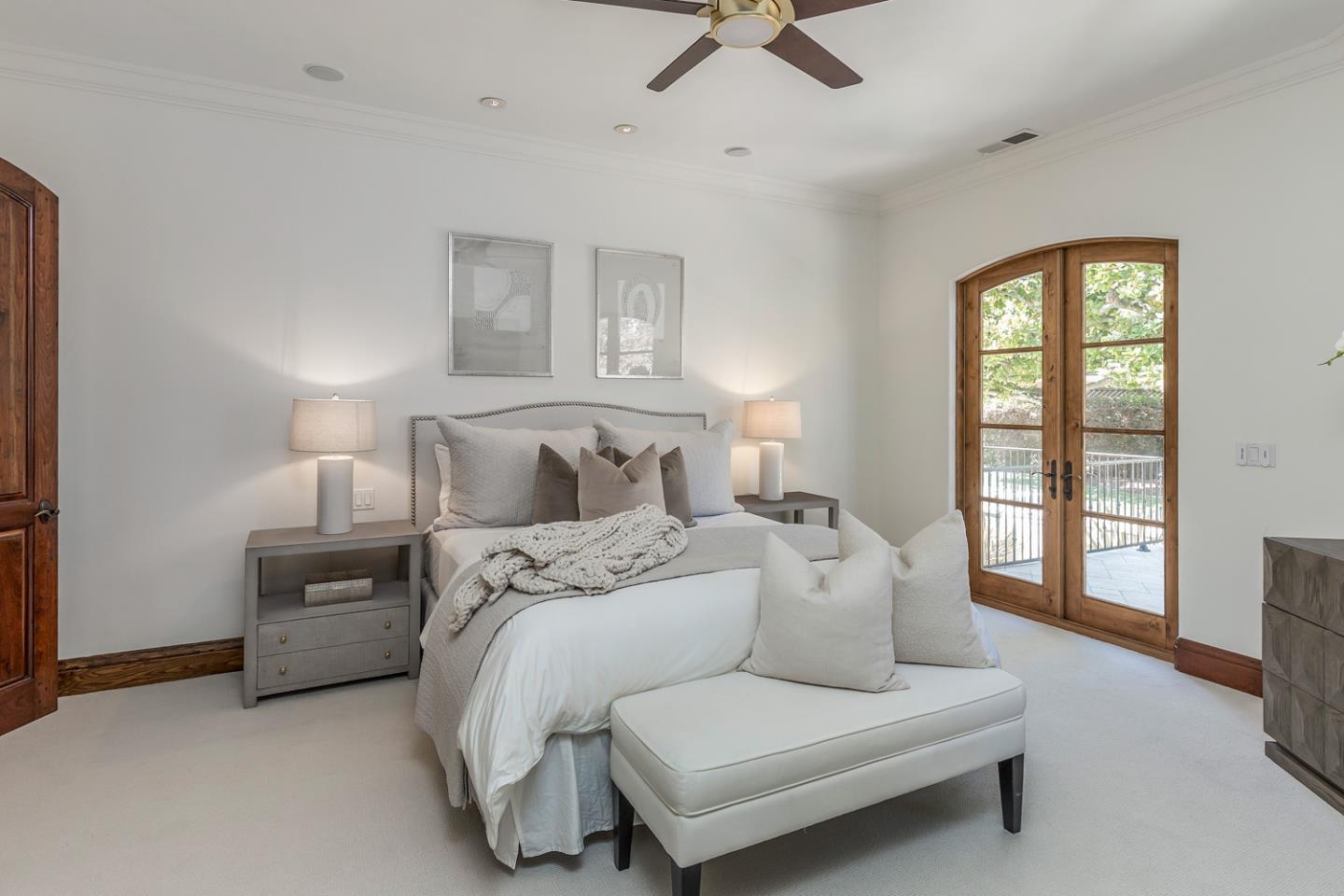8 Reyna Place