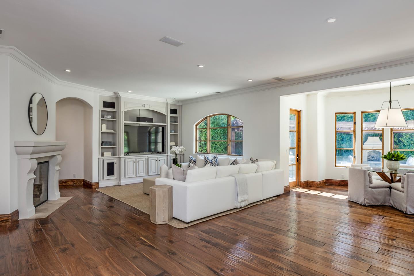 8 Reyna Place