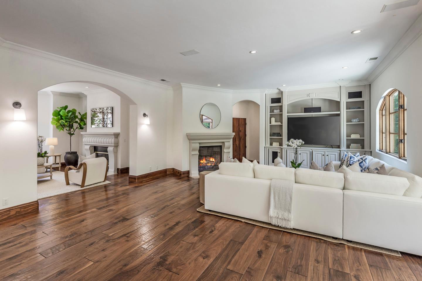 8 Reyna Place