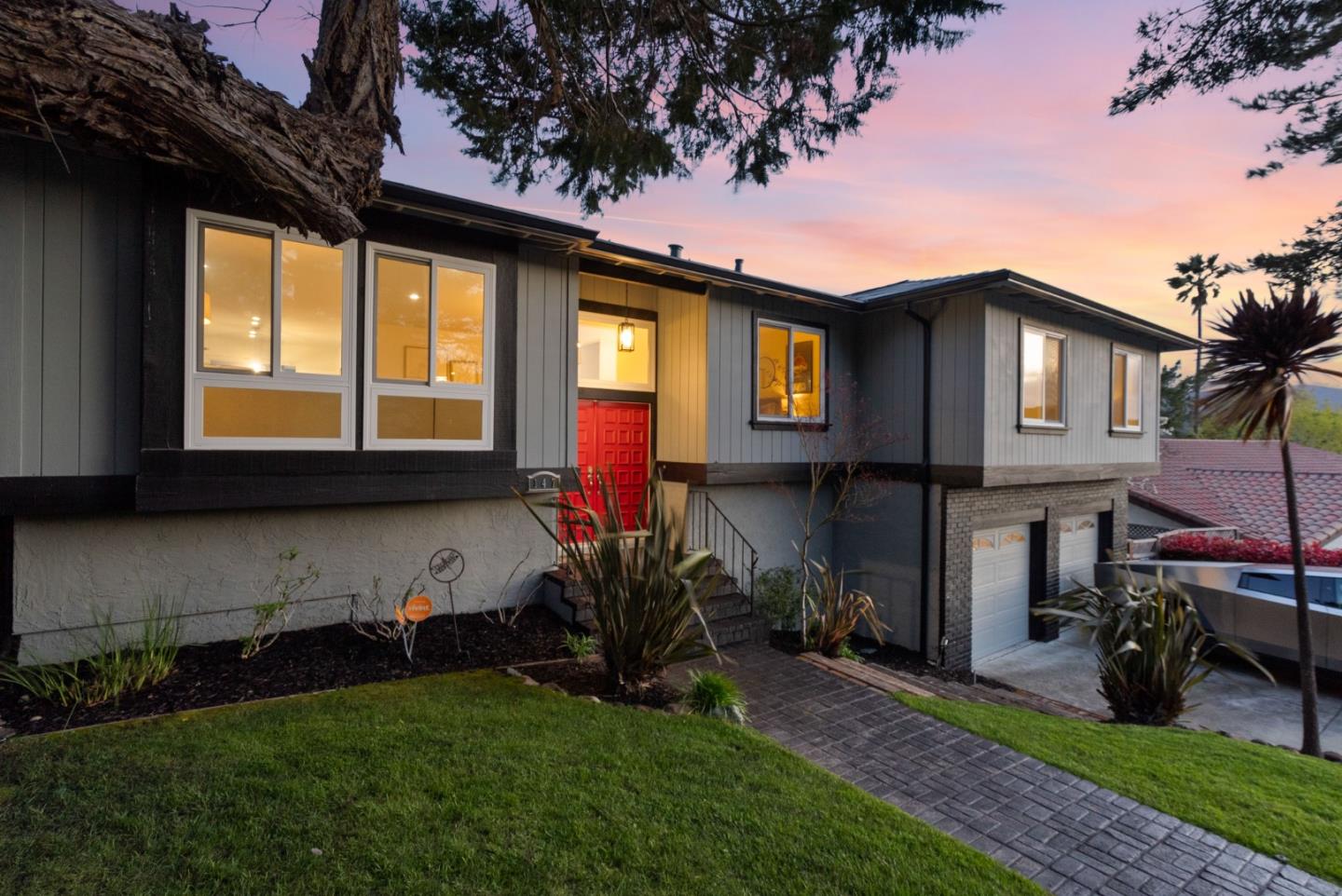 147 Leslie Drive