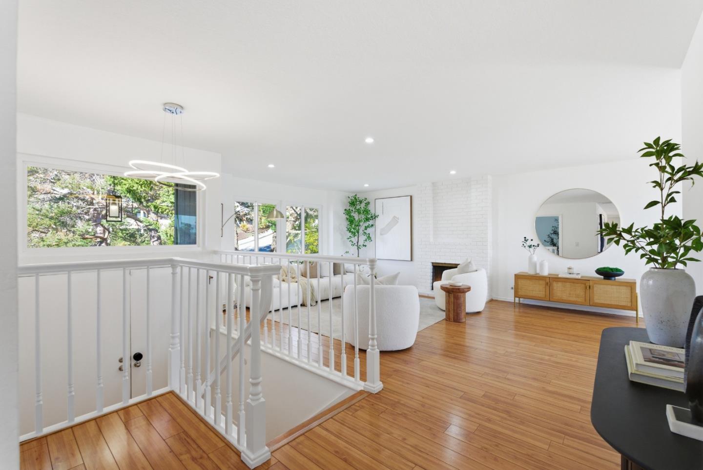 147 Leslie Drive