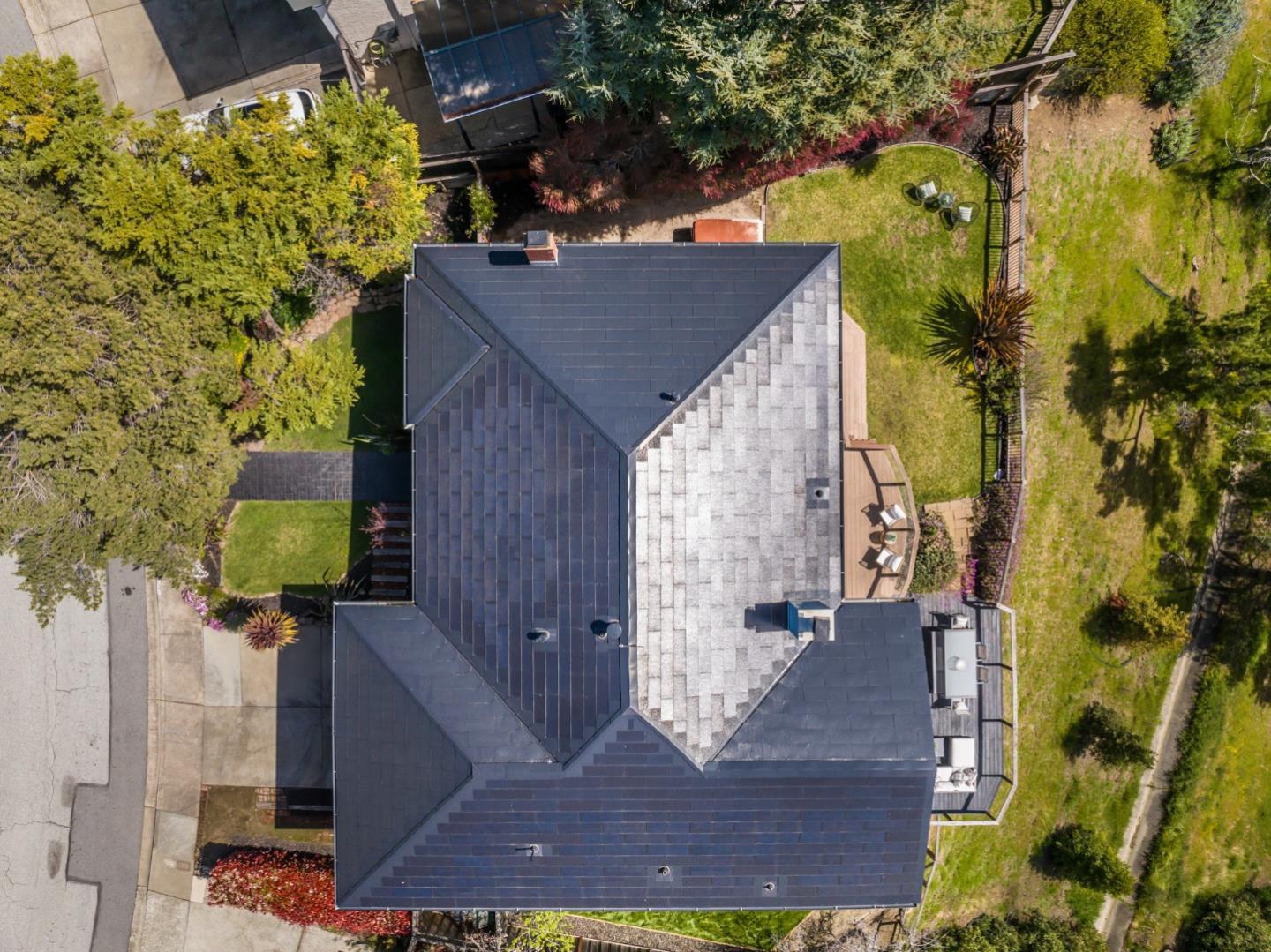 147 Leslie Drive
