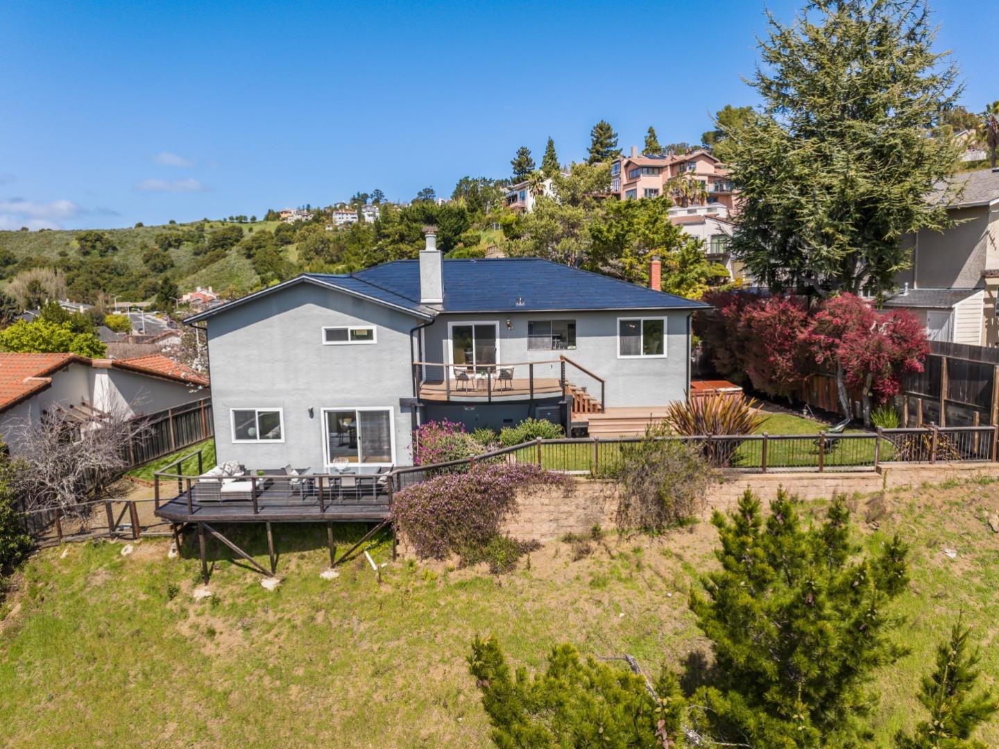 147 Leslie Drive