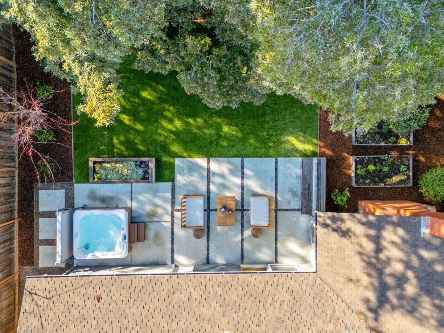 1395 Delfino Way