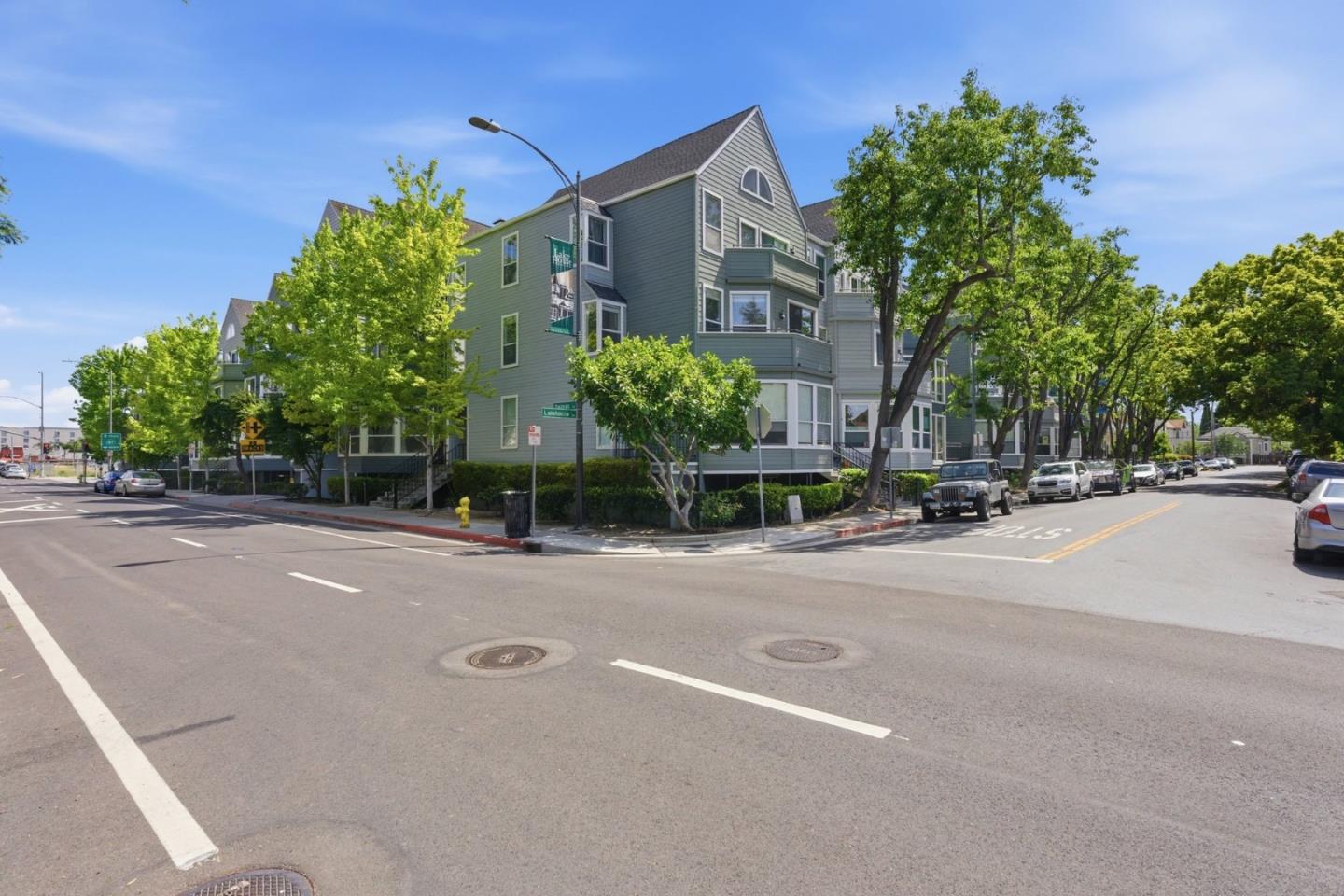 411 Park Avenue 225