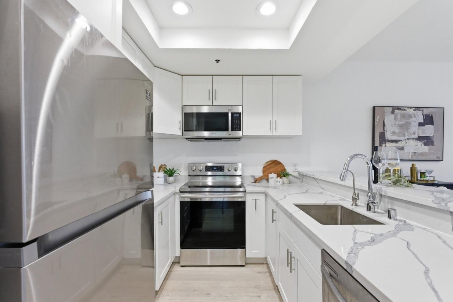 411 Park Avenue 225