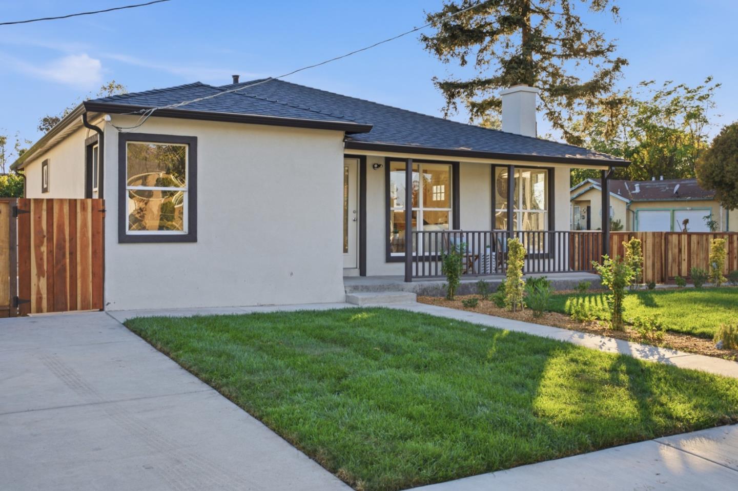 101 Laumer AVE