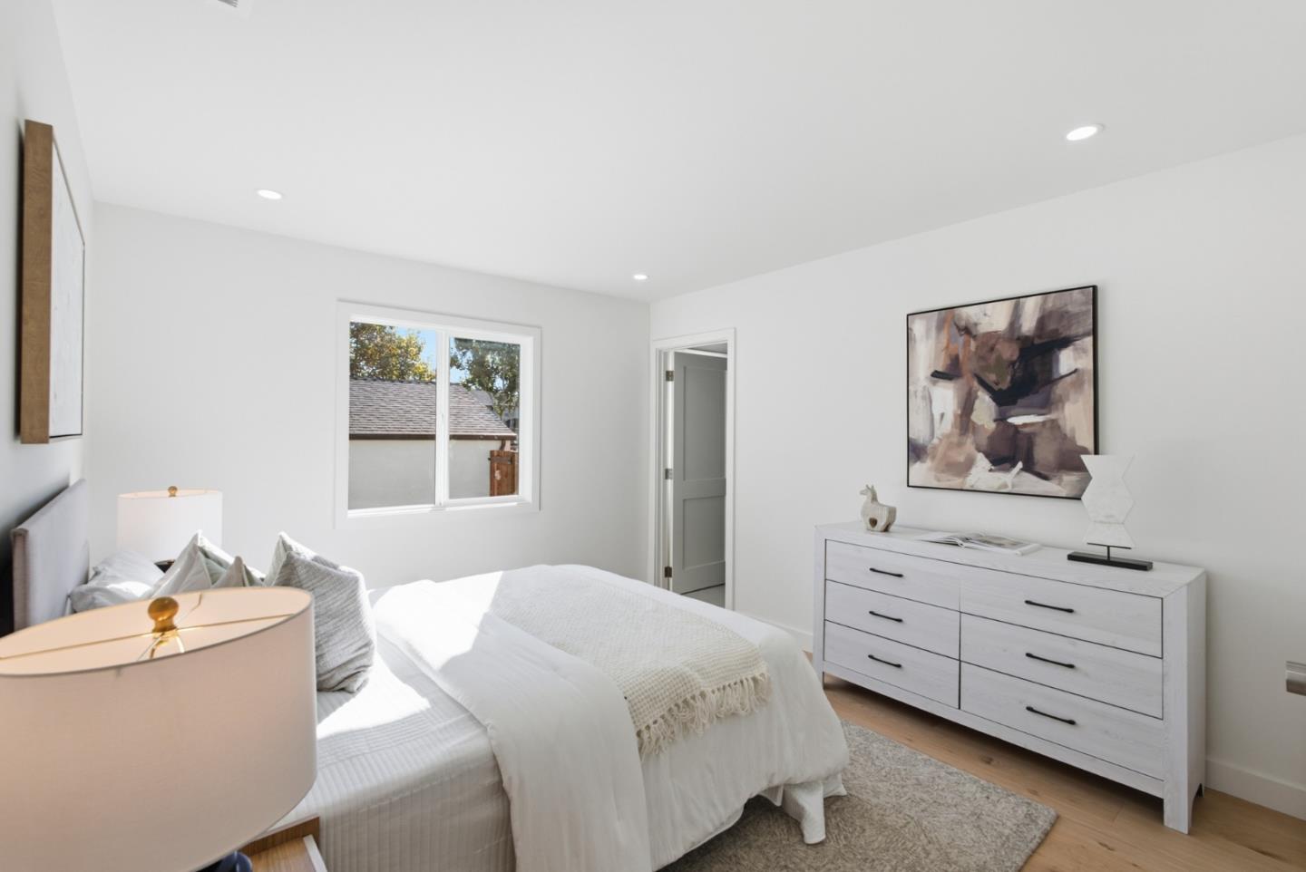 101 Laumer AVE