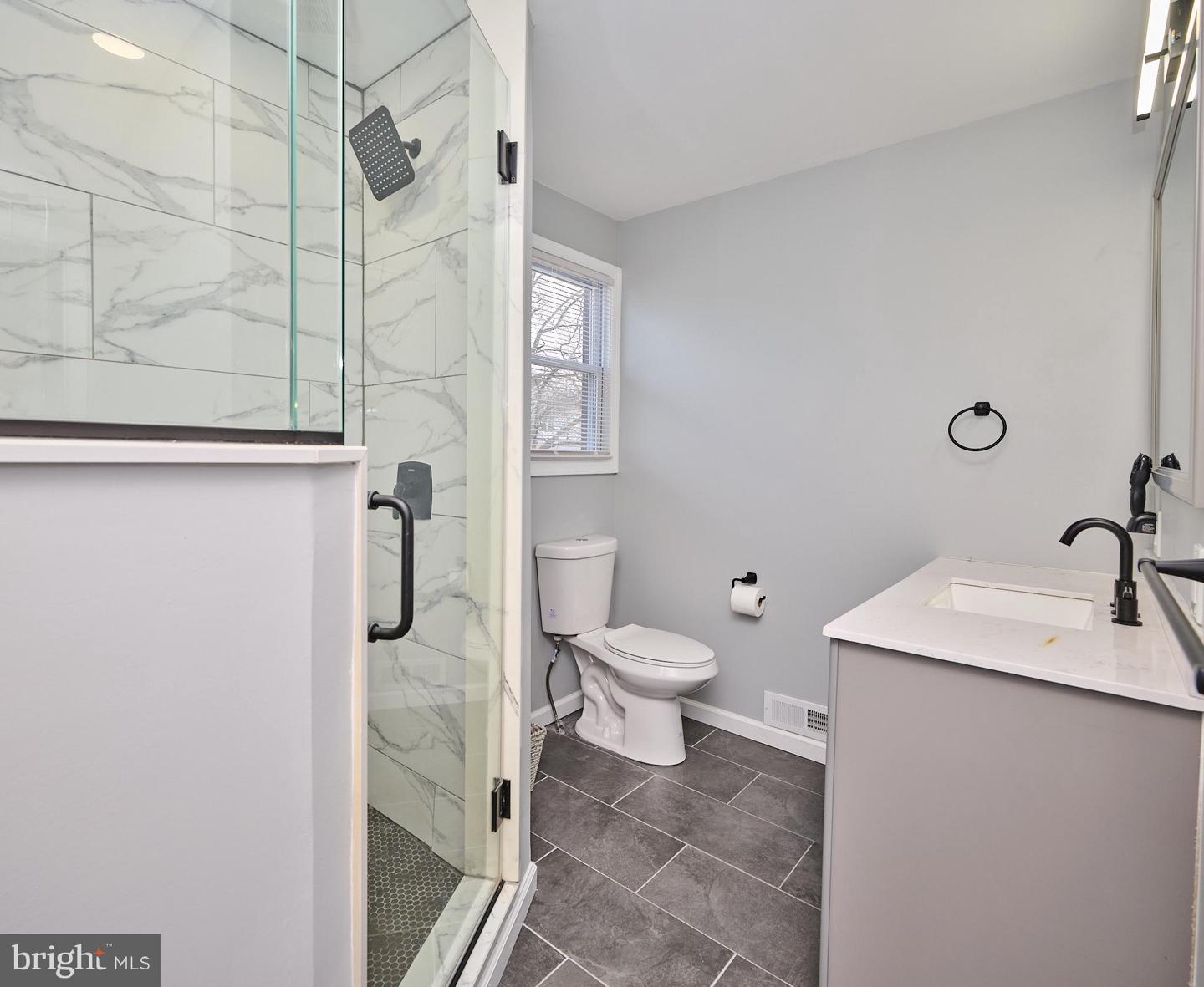 516 Avenue C