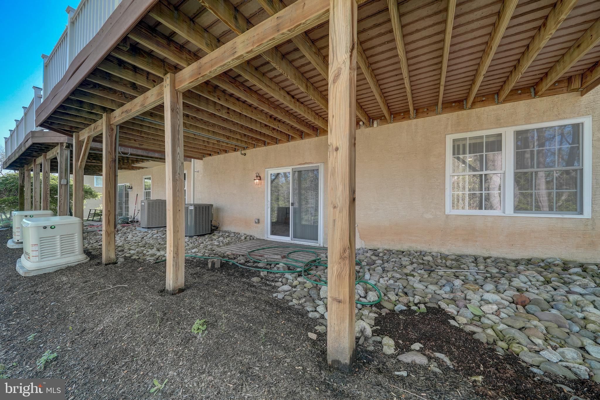 133 Overlook Dr