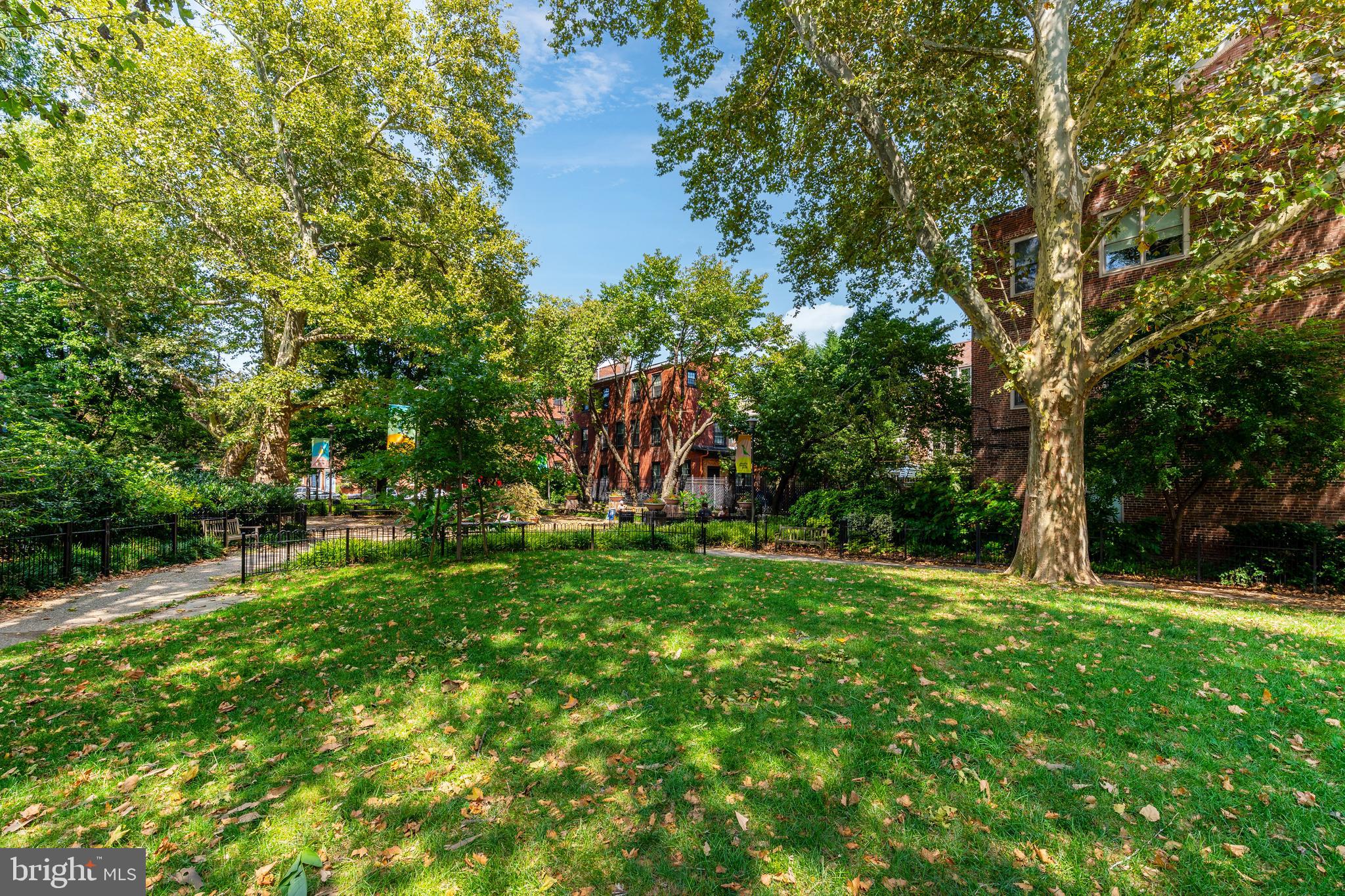 230 Queen STREET Unit: A