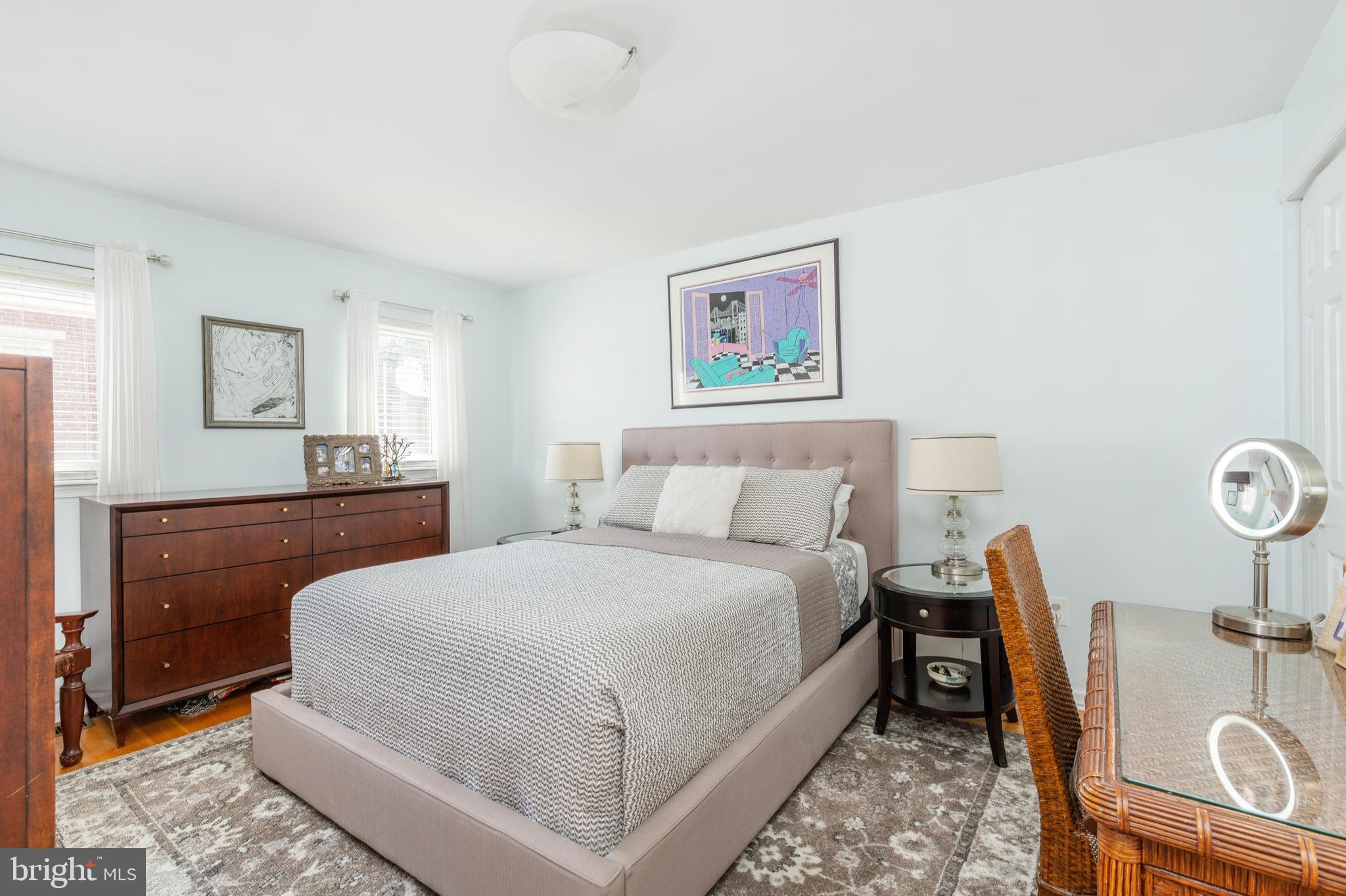 230 Queen STREET Unit: A