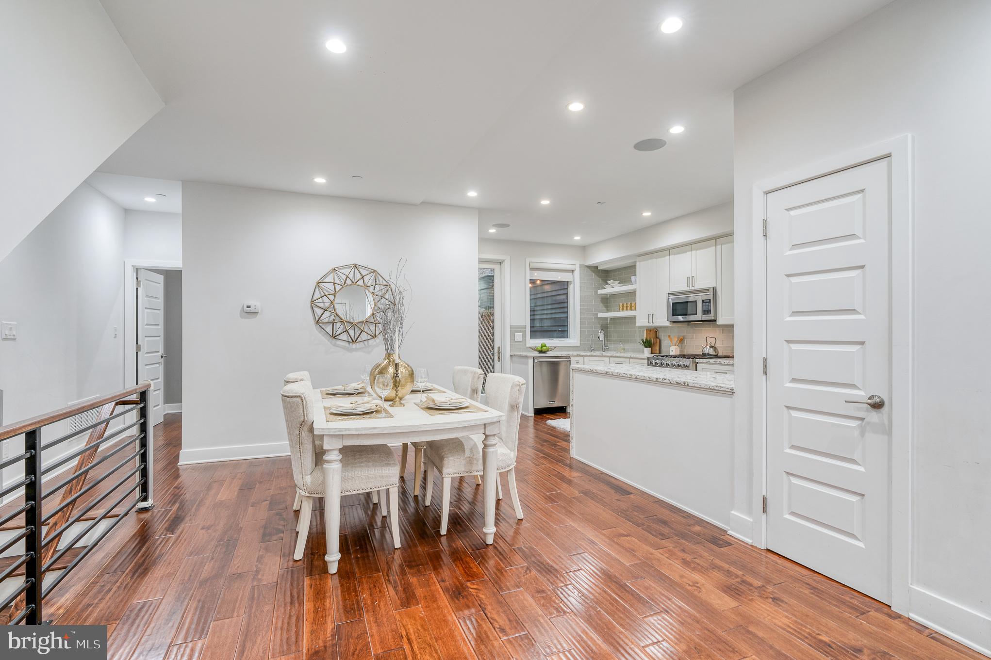 519 Bainbridge STREET Unit: B1