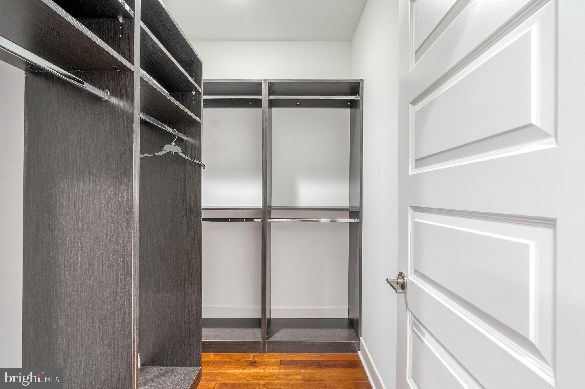 519 Bainbridge STREET Unit: B1