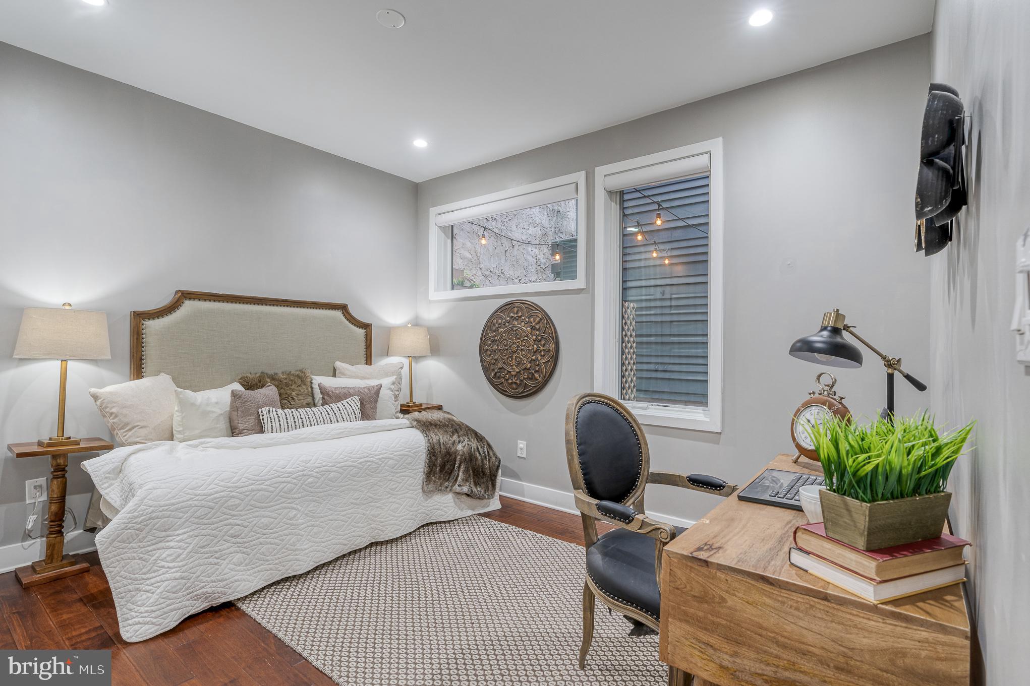 519 Bainbridge STREET Unit: B1
