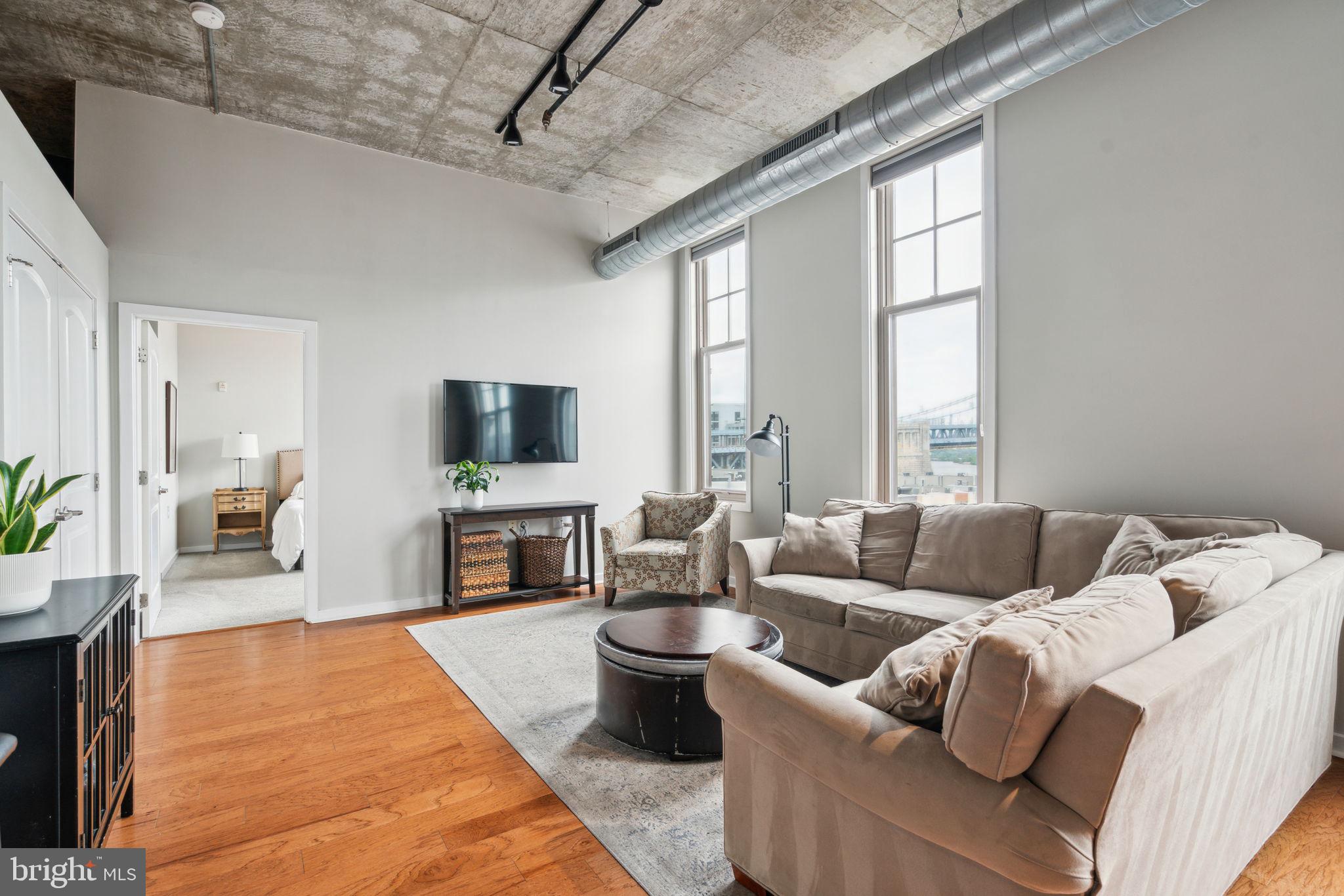 130 N 2nd St #6e