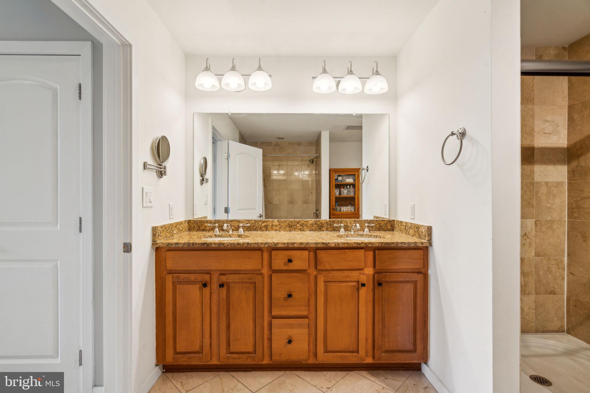130 N 2nd St #6e
