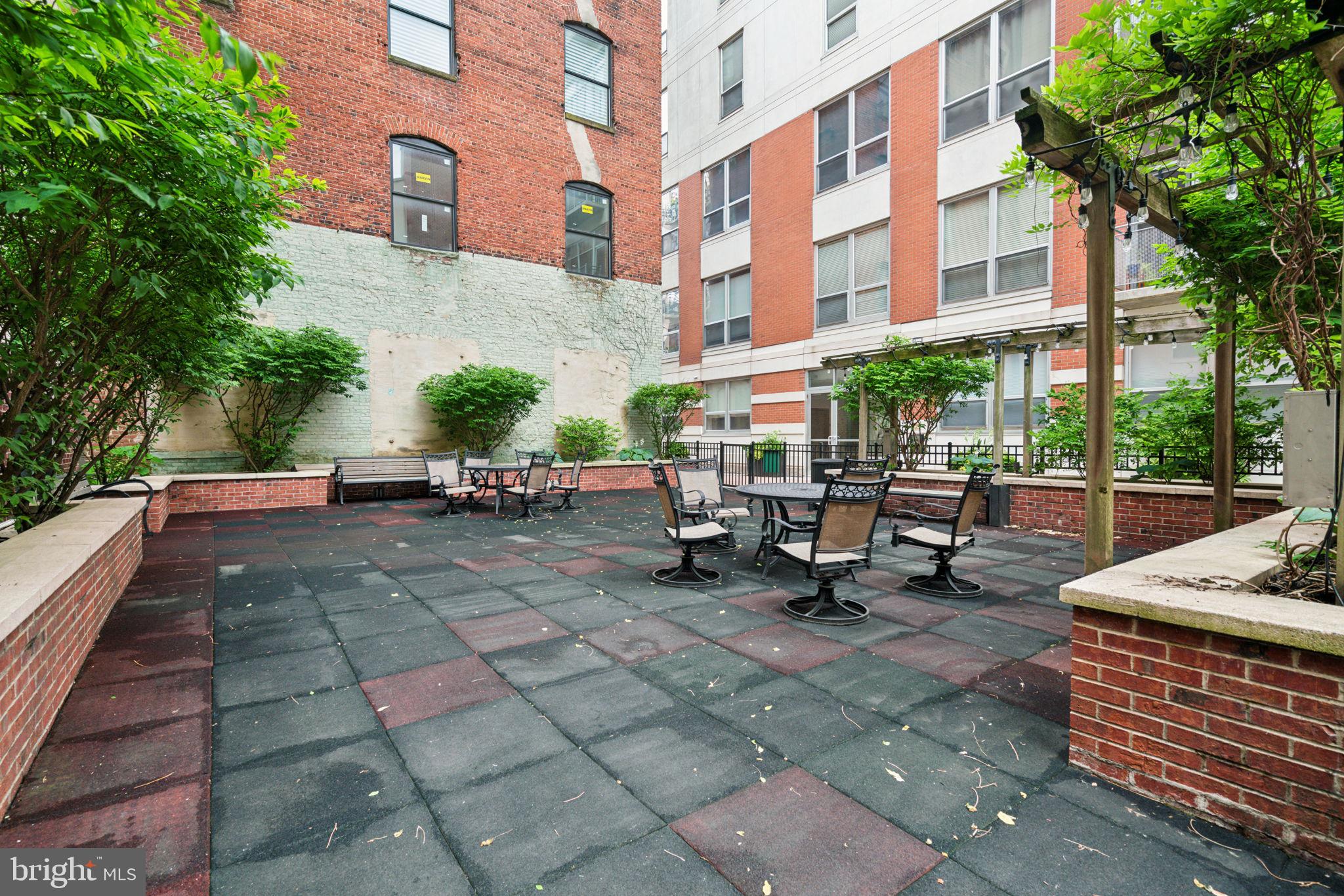 130 N 2nd St #6e