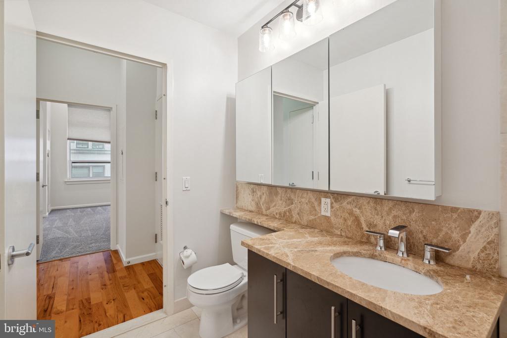 1425 Locust St #Unit 2e