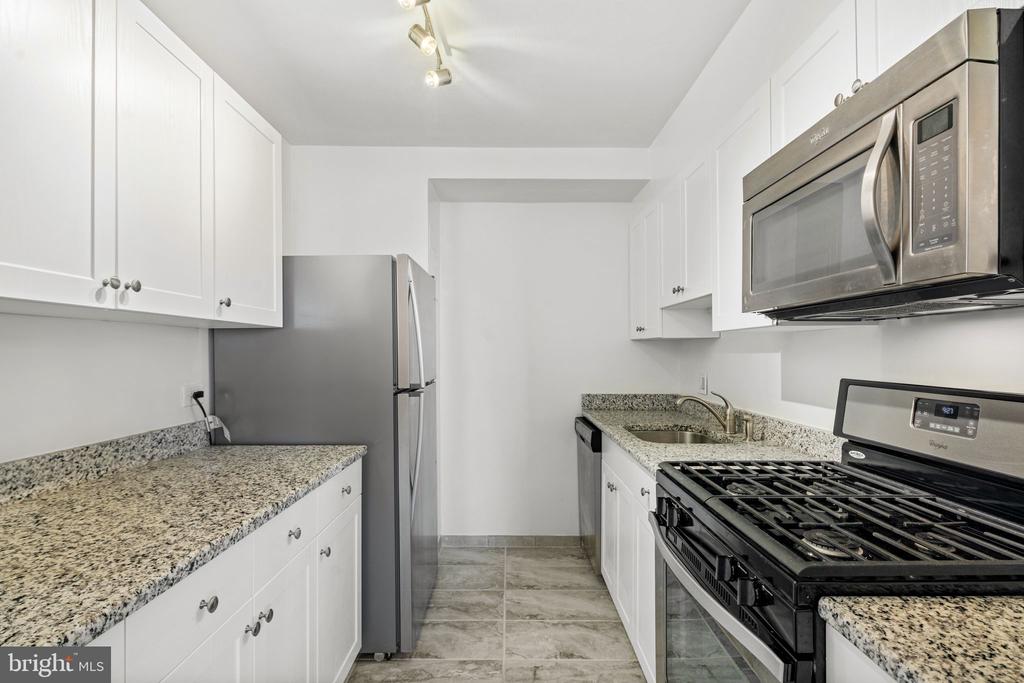 604-36 S Washington Sq #2615