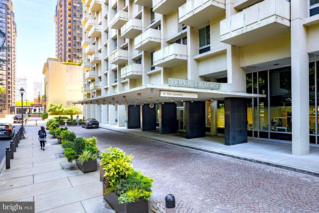 604-36 S Washington Sq #2615