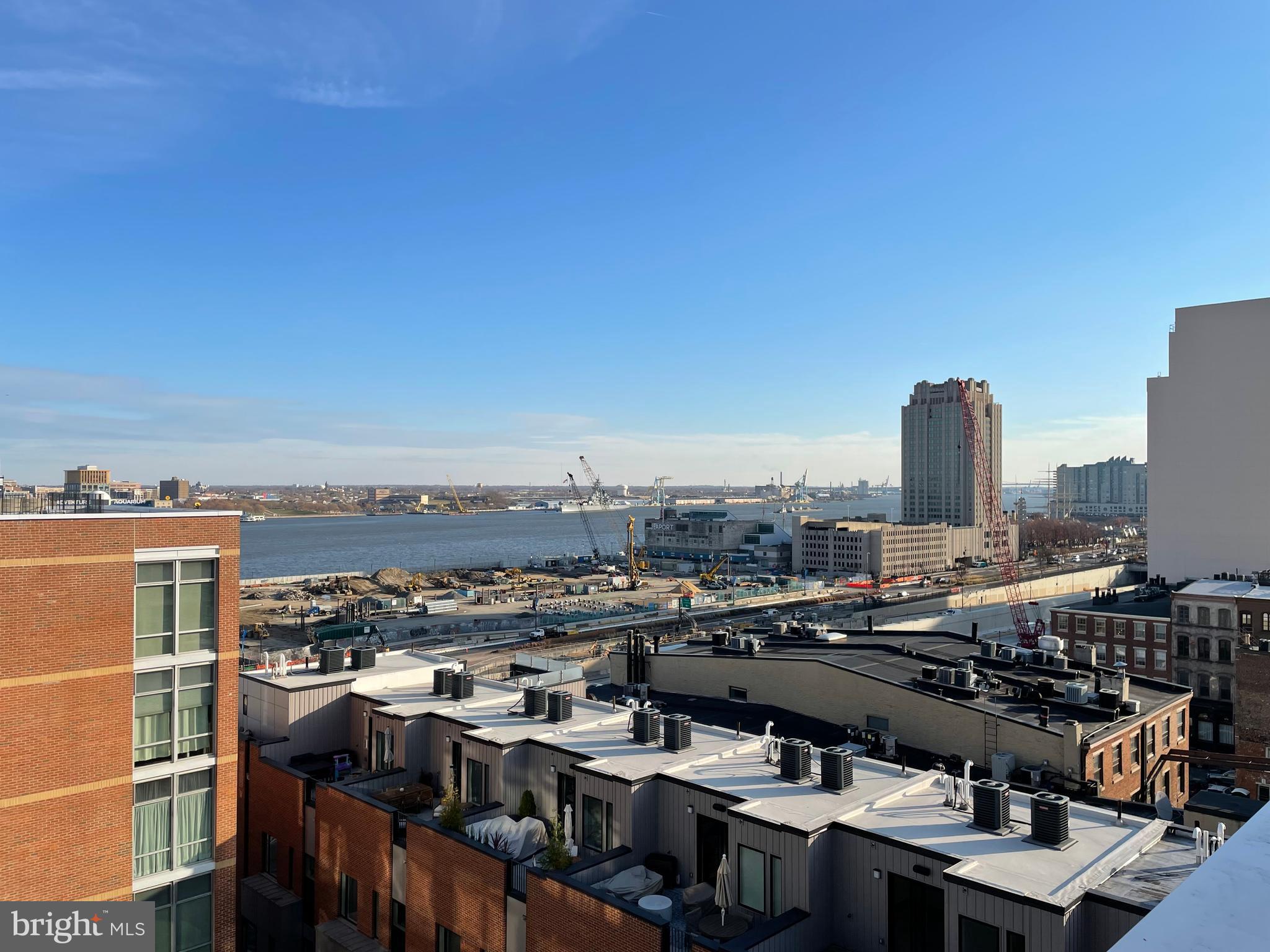 22 S Front St #503
