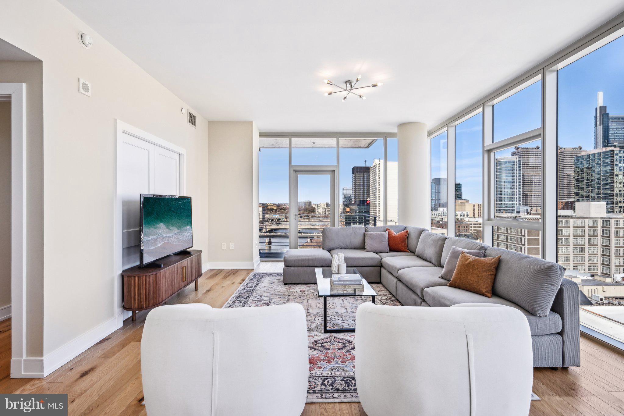 210-20 S 25th St #1502