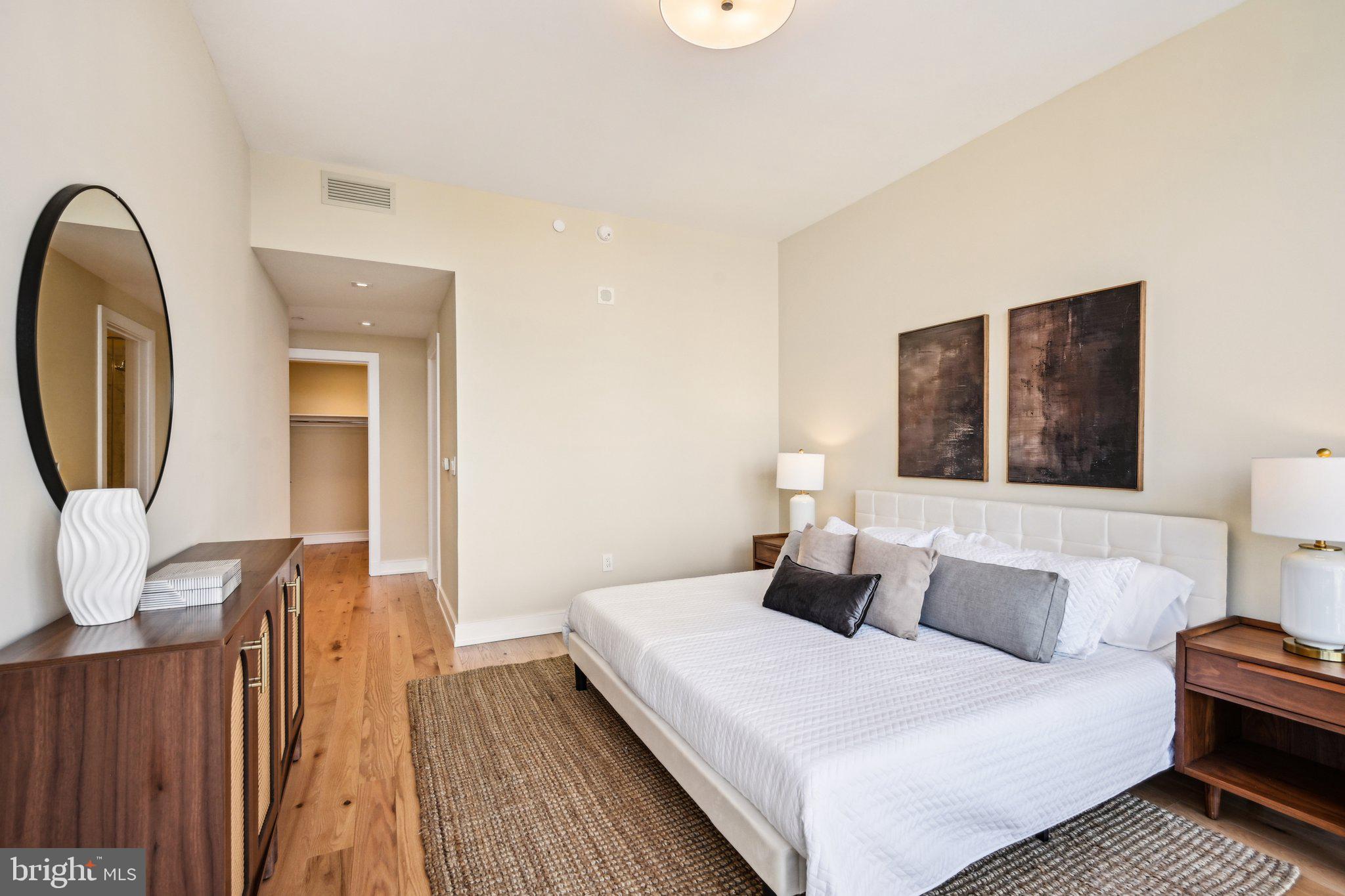 210-20 S 25th St #1502
